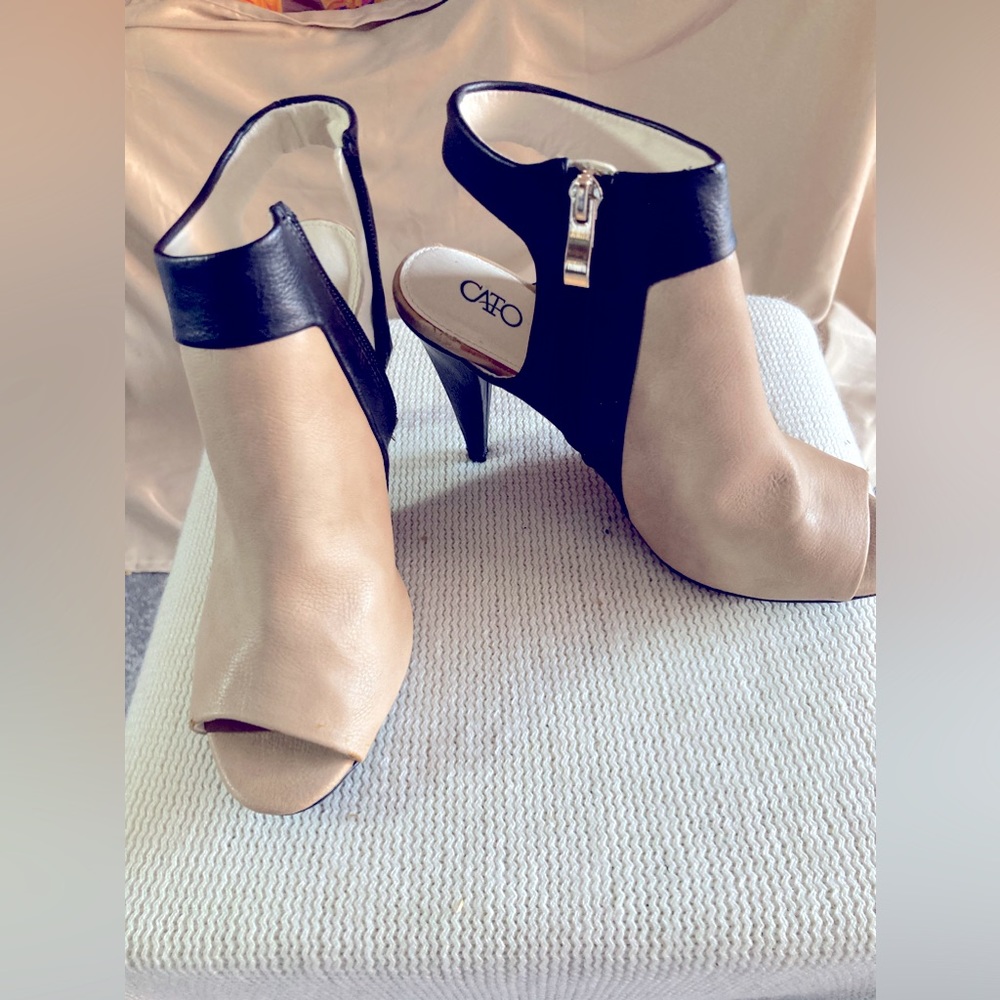 Cato brand, black and tan leather high heels, size 8